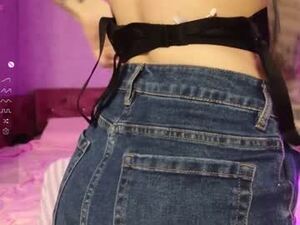 christy_memeow's webcam