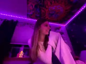 clairewalkerrr's webcam