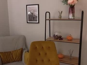 clara_reedfield's webcam