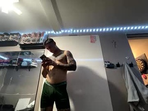 cock4yyoouu's webcam
