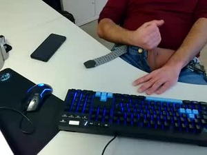 cold_eyes_86's webcam