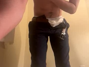 college_boy_toy's webcam