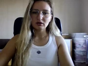 cora_fora's webcam