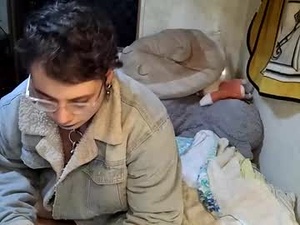 cosplaypup's webcam