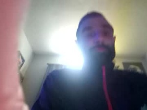 cozzyfella97's webcam