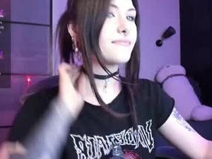 crimson_web's webcam