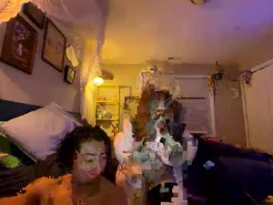 crimsoncherry2's webcam