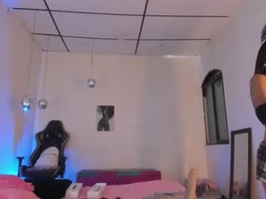 cristallmiller_'s webcam