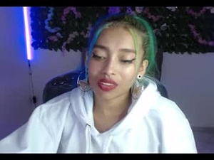 crsital_raven_'s webcam