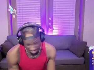 crystalclearstud's webcam