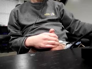 cumandseeeveryone's webcam