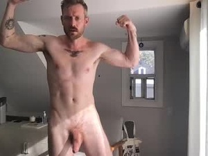 cumwithmeee00998877's webcam