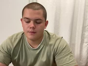 cutebutnaughty_'s webcam