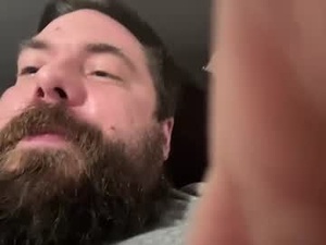 cuteypatootiesucking's webcam