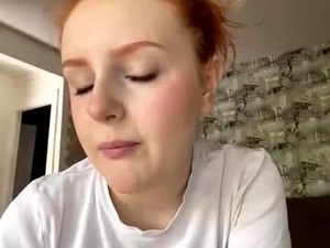 cutiestginger's webcam