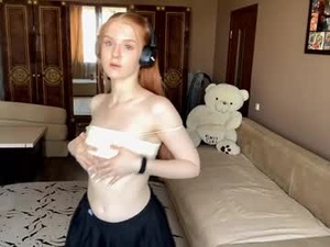 cyndydemyan's webcam