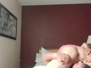 dadbod3582's webcam