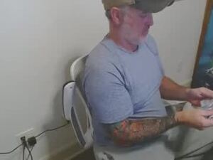 dadbodytats's webcam