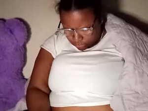 dadeesqtpieluvsu's webcam