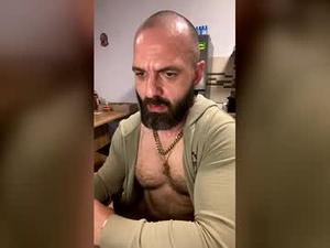 damonsalvatore222's webcam