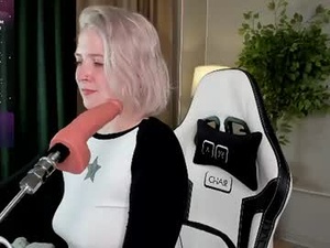 dana_mint's webcam