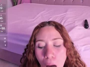 daniela_brown1's webcam