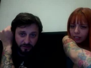 danielaredhair's webcam