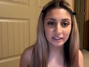 daniellarae1's webcam