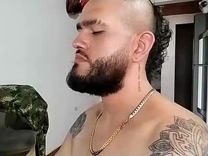 daniloh_xxx's webcam