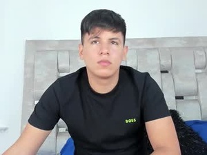 dantestone1's webcam