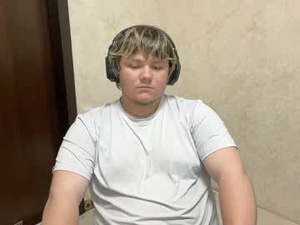 desiredude9's webcam