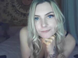 divineaura's webcam