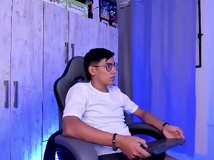 dominicfrost's webcam