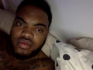 doubletrouble9498's webcam