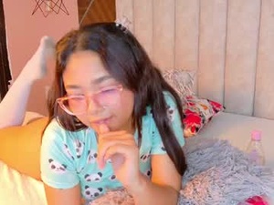 dulce_holy's webcam