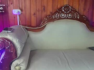 dulce_pettit's webcam