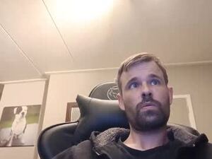 dutchguy8556's webcam