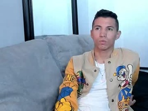 dylan_ross_'s webcam