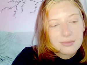 earn_my_lily's webcam