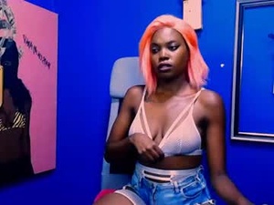 ebonydivaxx's webcam