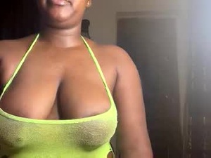 ebonysquirt_xx's webcam