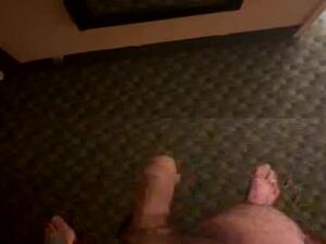 edwardhornydad's webcam