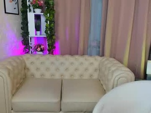 effy_louhge's webcam