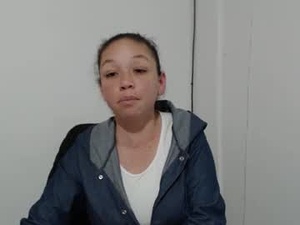 elaine_cooper_21's webcam