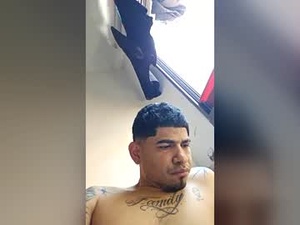 elberjimenes97's webcam