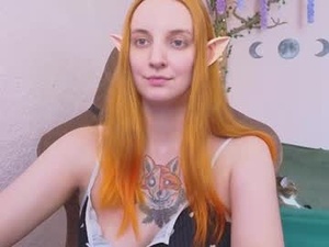 elfie_agatha's webcam