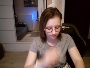 elianahoney's webcam