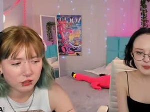 elira_vane's webcam