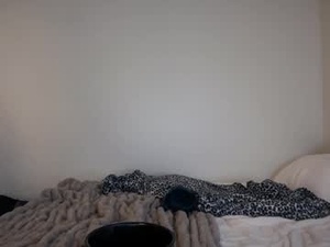 ellaharperr1's webcam