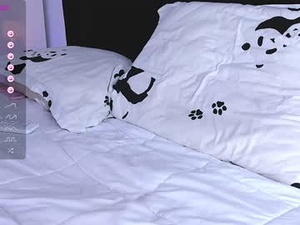 ellamilano's webcam